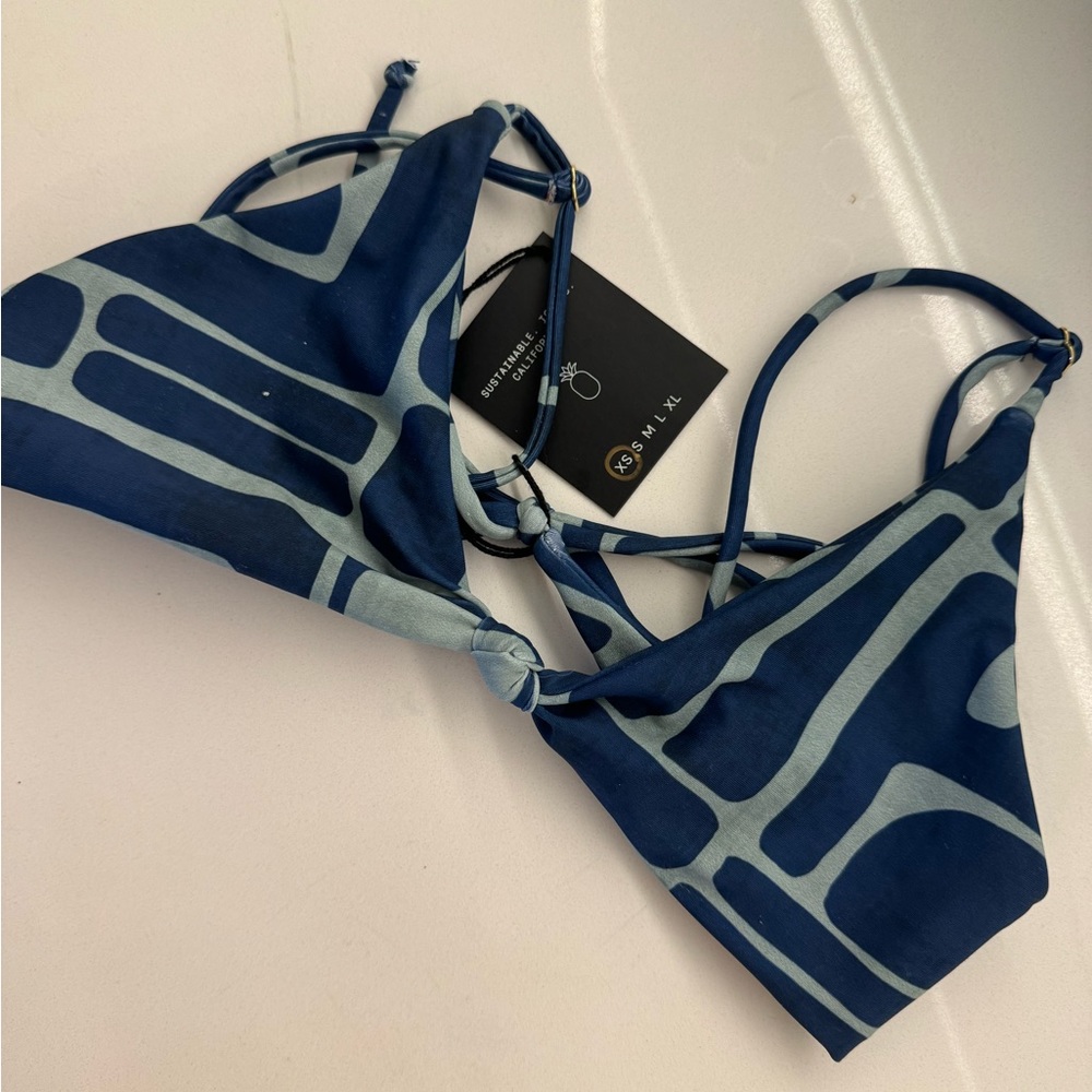 SKATIE bikini top